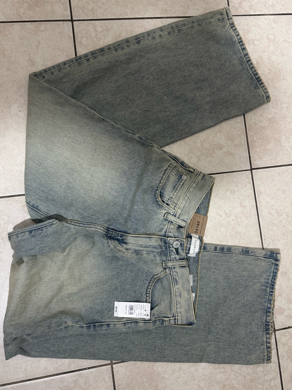 PacSun Relaxed Straight Jeans in Washed Green